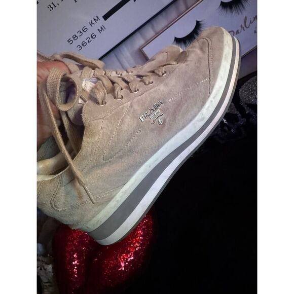 Authentic prada tan suede platform trainers sneakers 40 - Picture 10 of 13